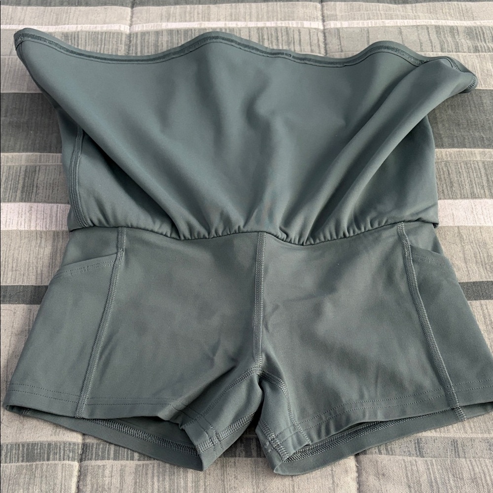 Lululemon Gray Align Skirt size 4 - Picture 3 of 3
